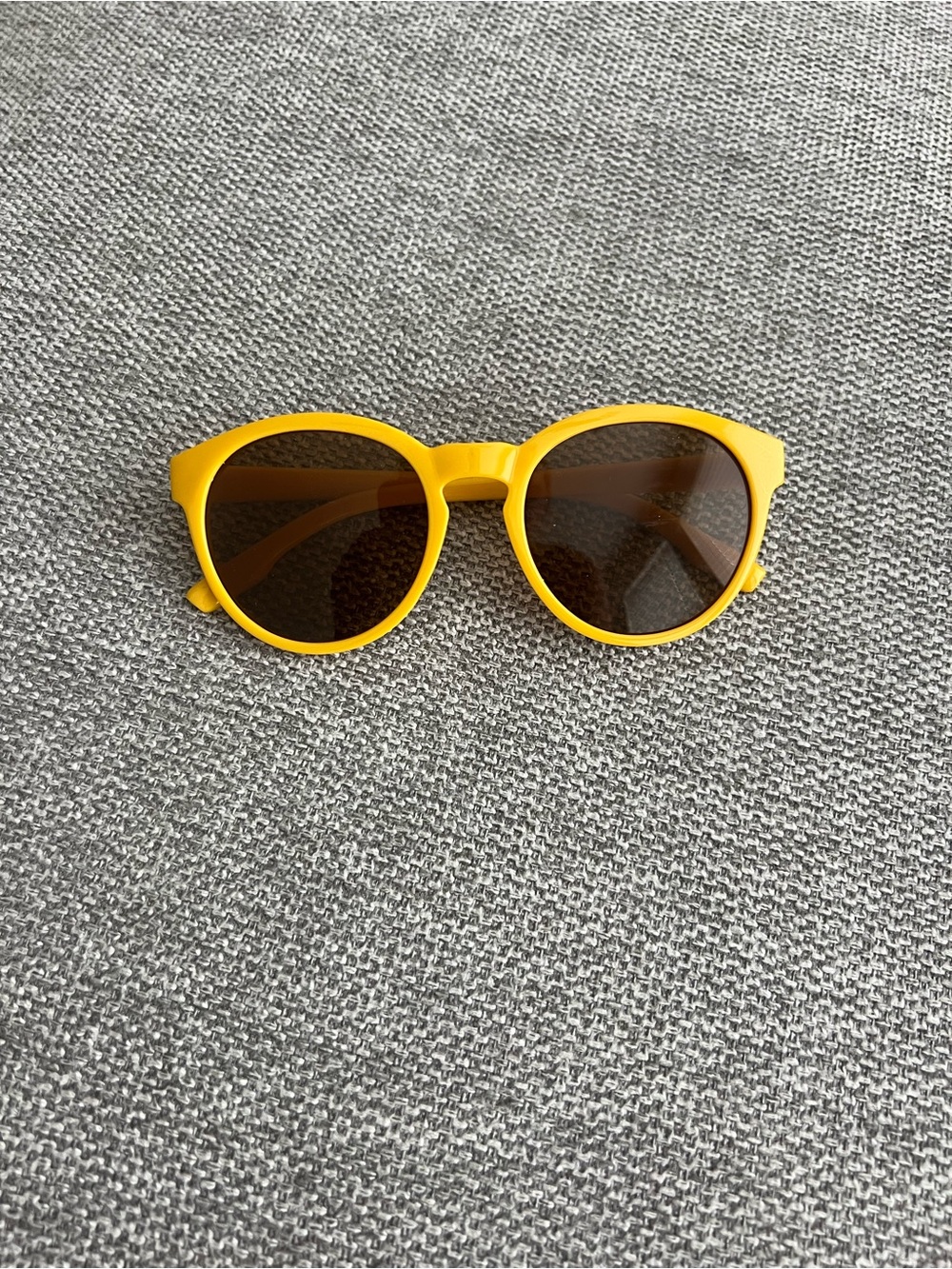 Sunny Yellow Round Sunglasses with Brown Lenses